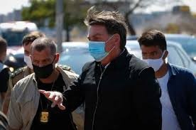 Bolsonaro le dijo a un periodista que tenía ganas de llenarle "la boca de trompadas" | Internacionales