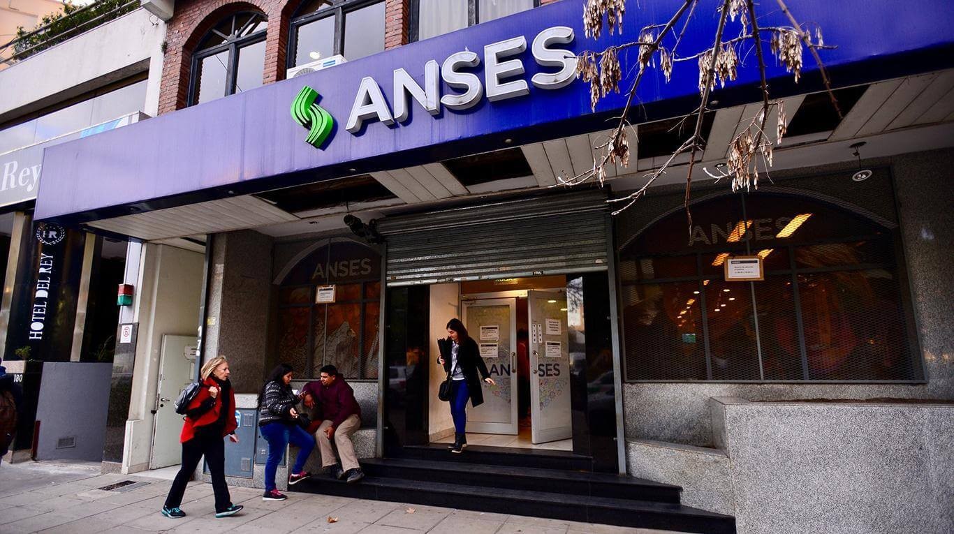 Anses suspende el pago de las cuotas de septiembre y octubre de los créditos para jubilados | Información General