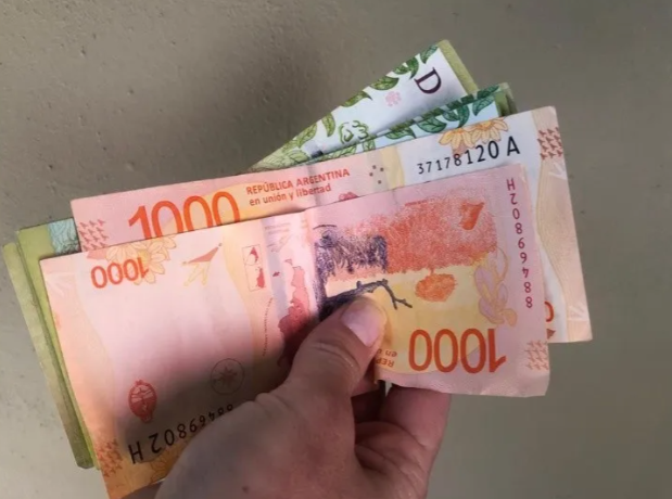 Entérate cuando cobras tu tercer y cuarto IFE | Servicios