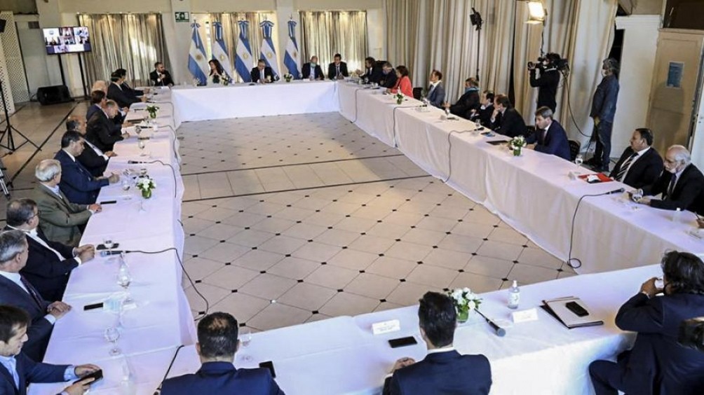 "Unidos vamos a salir adelante": la solicitada de los 23 gobernadores | Información General