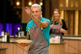 MasterChef: Viki Xipolitakis tiene covid-19 y ya hay reemplazante para El Polaco | Entretenimiento