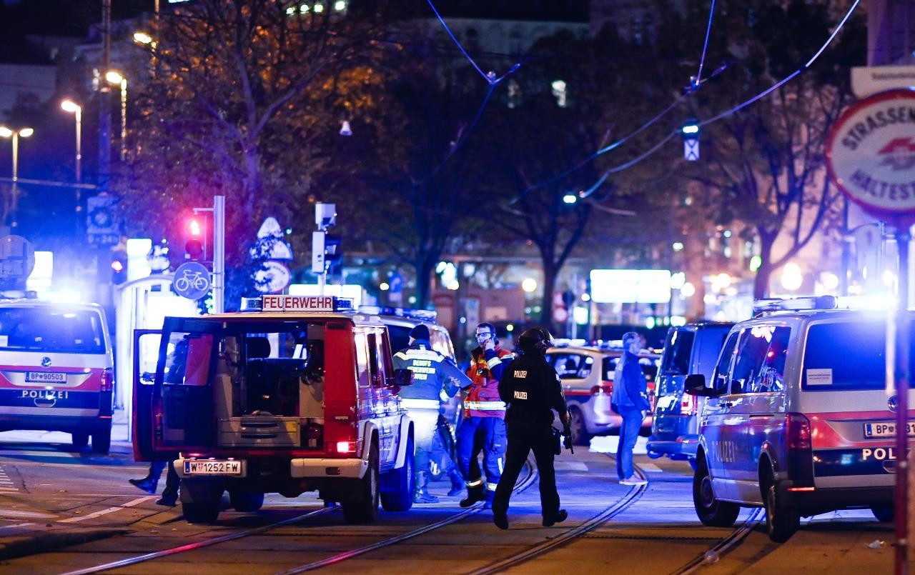 Ataque terrorista en Viena: son tres los muertos y hay 14 heridos | Internacionales