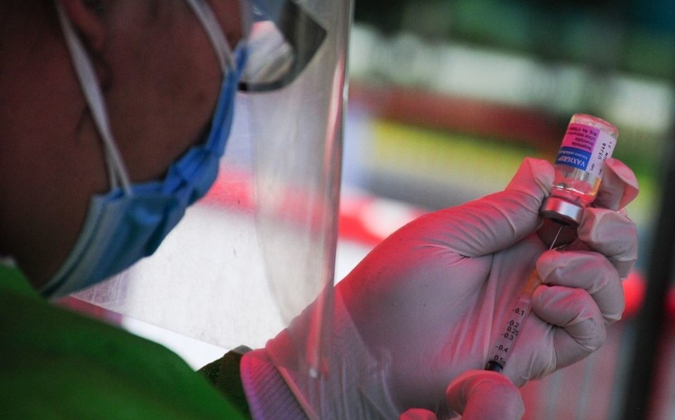 Argentina fabricará 150 millones de dosis de la vacuna de Oxford | Información General