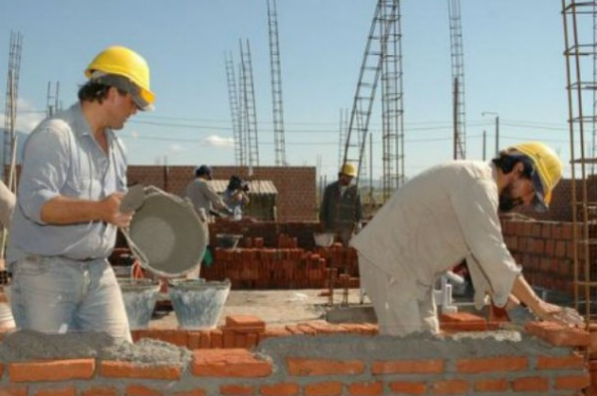 Prorrogan por otros 60 días la prohibición de despidos y suspensiones | Información General