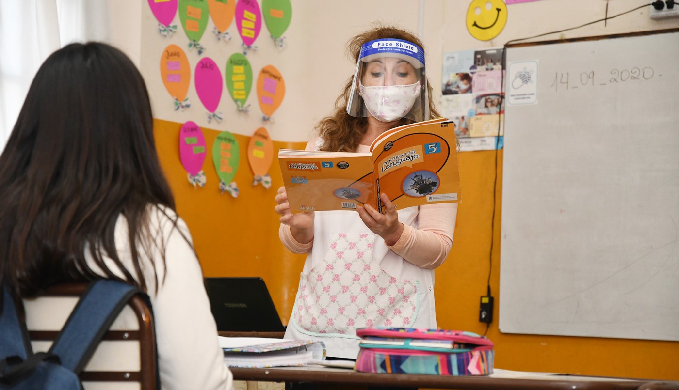 Trotta aseguró que se proyecta un "regreso masivo a las aulas" en 2021 | Información General