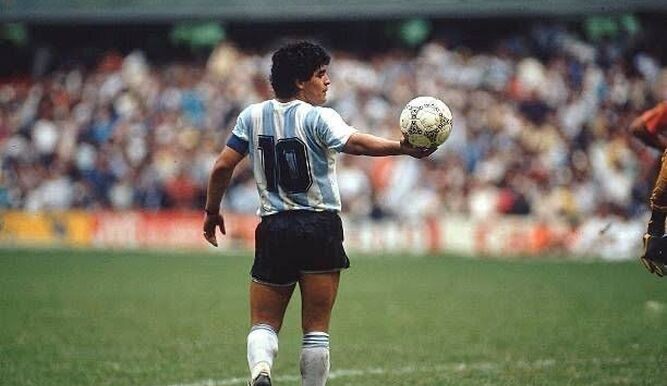 Presentan proyecto para instituir la fecha de nacimiento de Maradona como Día Nacional del Fútbol | Información General