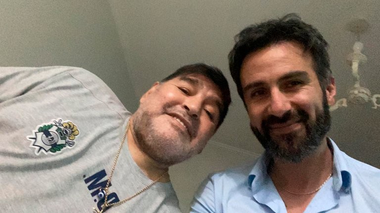 Imputan al médico de Maradona, Leopoldo Luque, y allanan su casa y consultorio | Información General