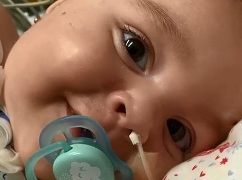 Una beba de 7 meses necesita el medicamento "más caro del mundo" | Información General