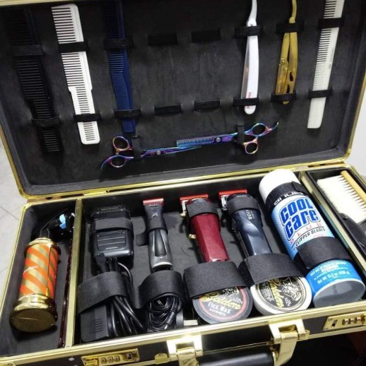 Le vaciaron la barbería y pide ayuda: le robaron por un valor de 300 mil pesos | Información General