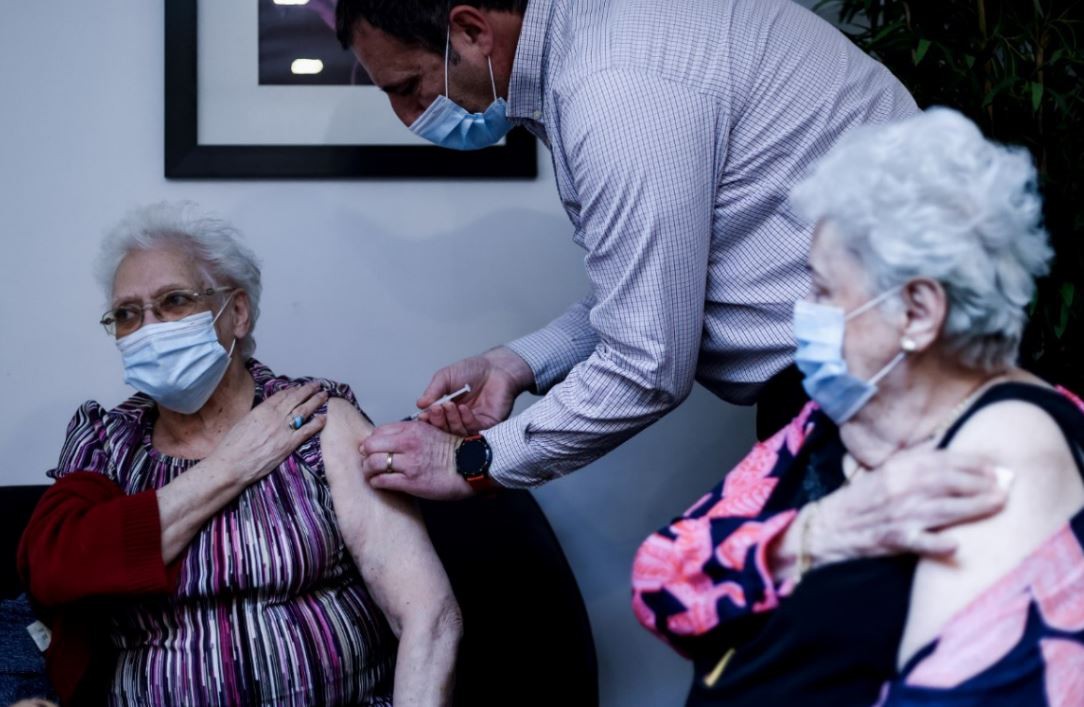 Noruega no encontró relación entre las muertes de ancianos inmunizados y la vacuna de Pfizer | Internacionales