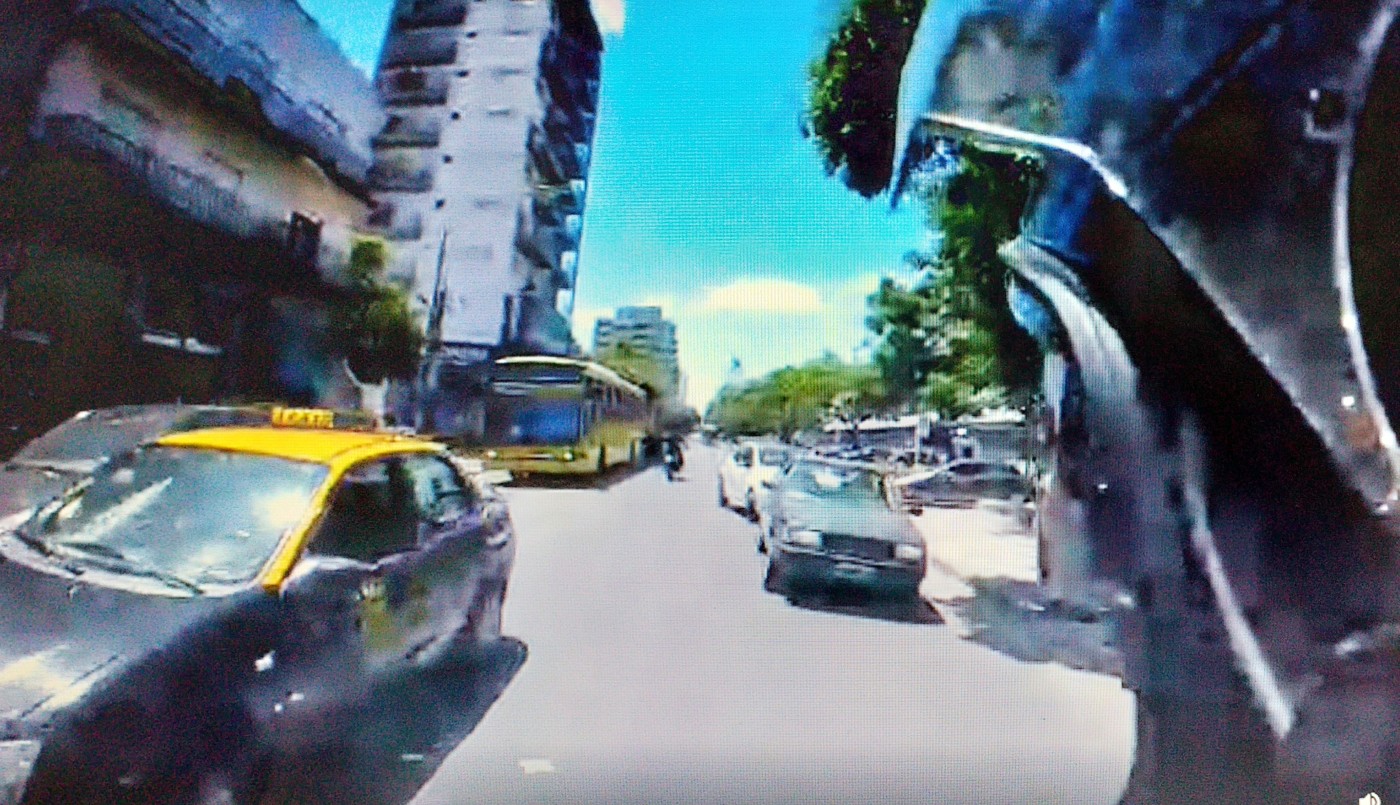 Cinematográfica persecución policial de un motochorro | Información General