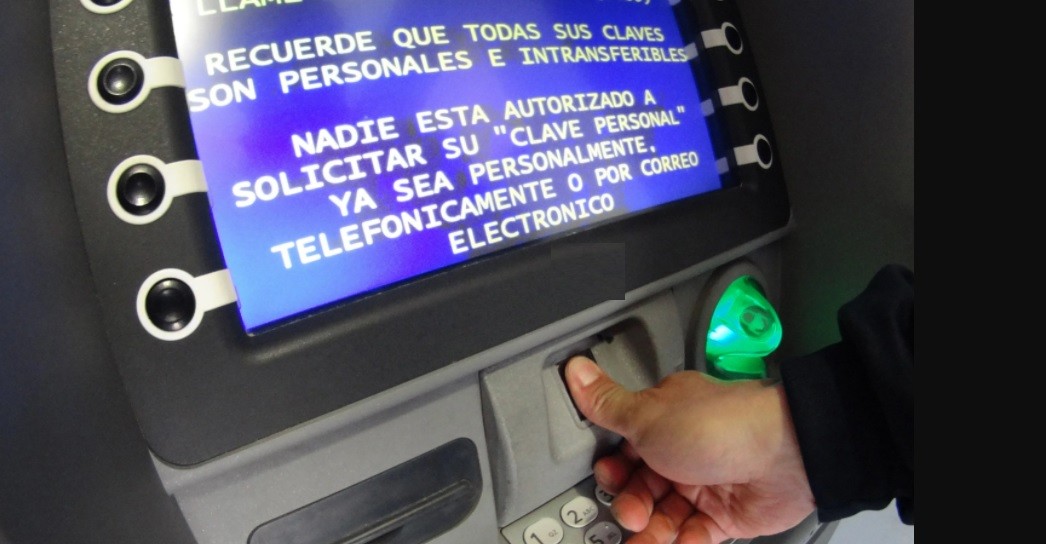 Nueva normativa: cajeros automáticos deberán usar huella dactilar para operar | Información General
