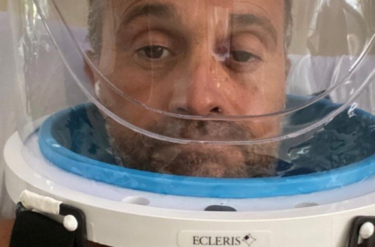 Qué es el "Helmet" que le colocaron a Sergio Lapegüe para su tratamiento por covid | Información General