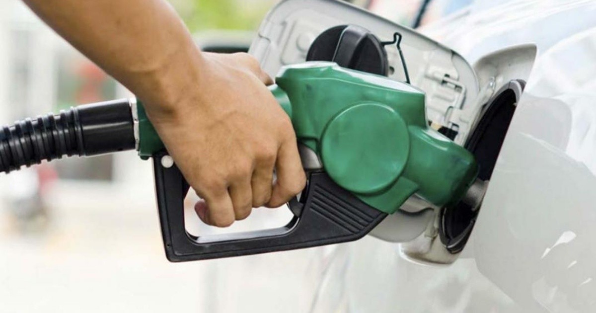 Otro aumento de nafta para el martes que llevaría el litro a los $100.- | Información General