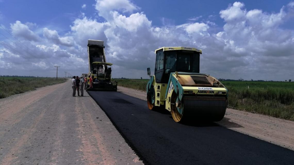 Continúan las obras de pavimentación en la Ruta Provincial 10 | Información General