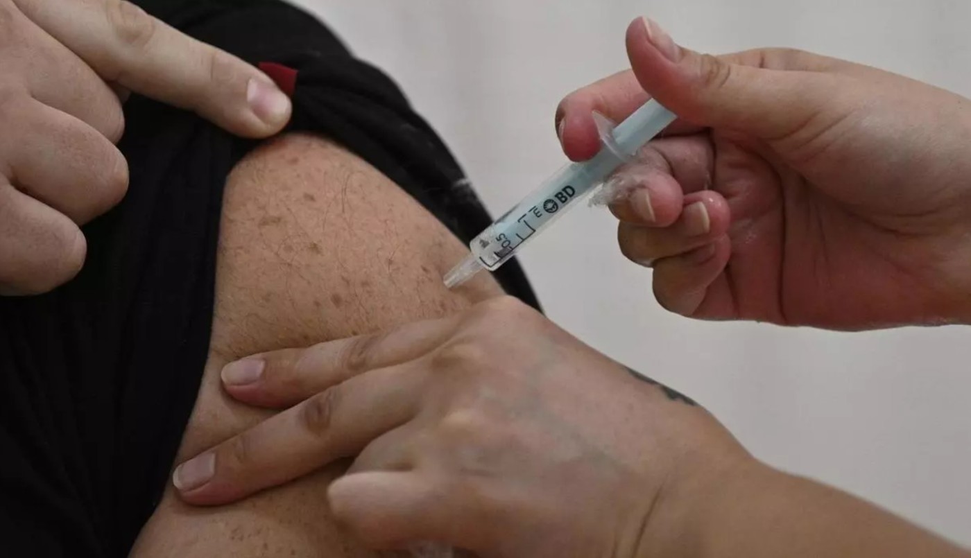 La Anses intimó a jubilarse al fiscal que investiga el escándalo del vacunatorio vip | Información General