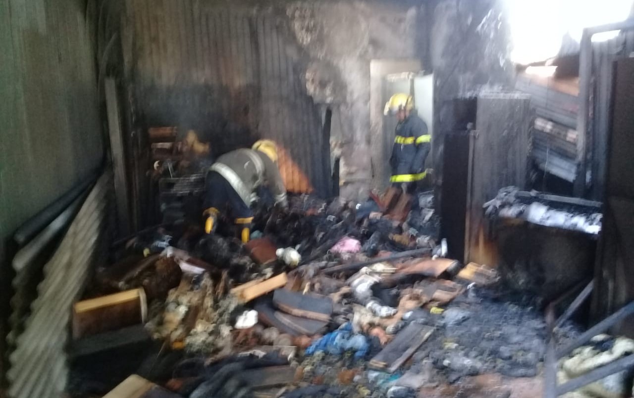 Producían cerveza artesanal casera y se les calcinó la casa | Información General