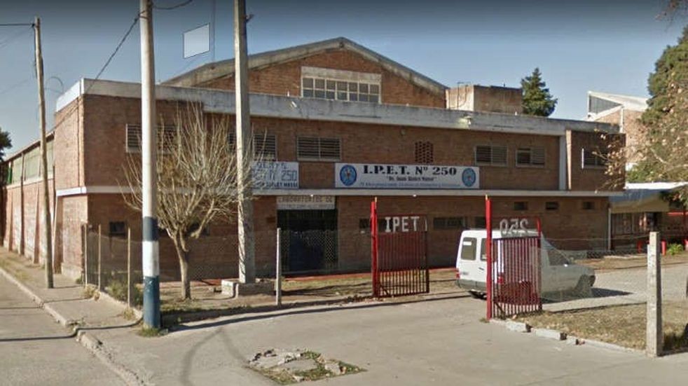 A travñes de una manifestación, docentes pidieron mejores condiciones para la vuelta a la presencialidad | Información General