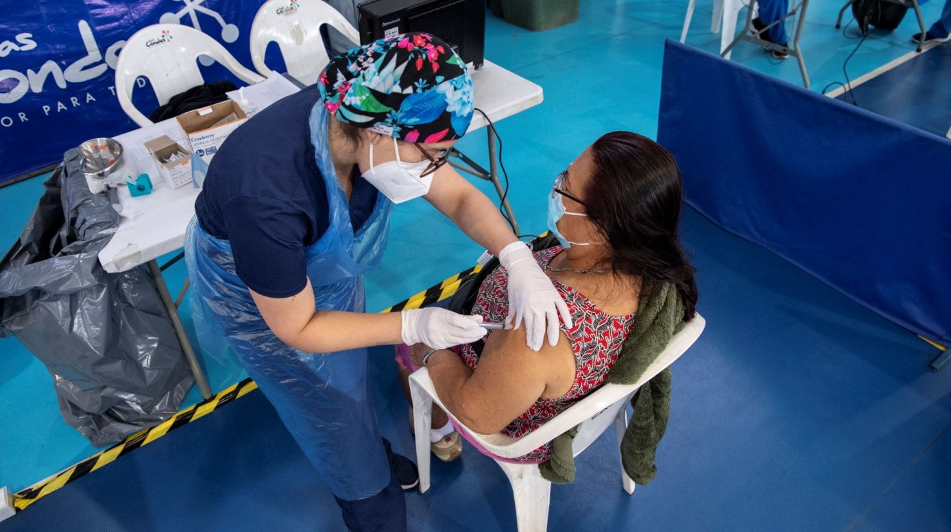 Chile superó a Israel y es el país con más vacunados por habitantes | Internacionales