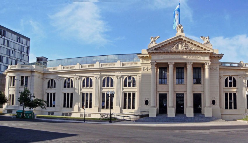 La UNR lanzó un curso sobre el uso de cannabis para profesionales de salud | Rosario y la región