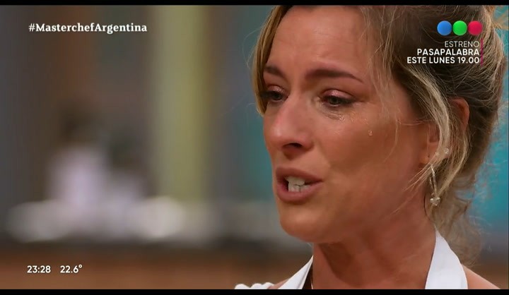 Las lágrimas de la Chepi al cocinar el plato de su papá | Entretenimiento