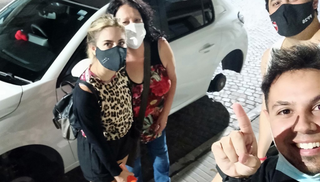 Una familia fue víctima del robo de dos neumáticos de su vehículo | Rosario y la región