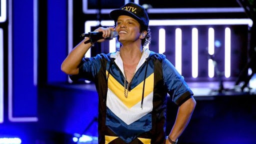 Impostores se hicieron pasar por Bruno Mars y le robaron más de 200 mil dólares a una mujer | Espectáculos