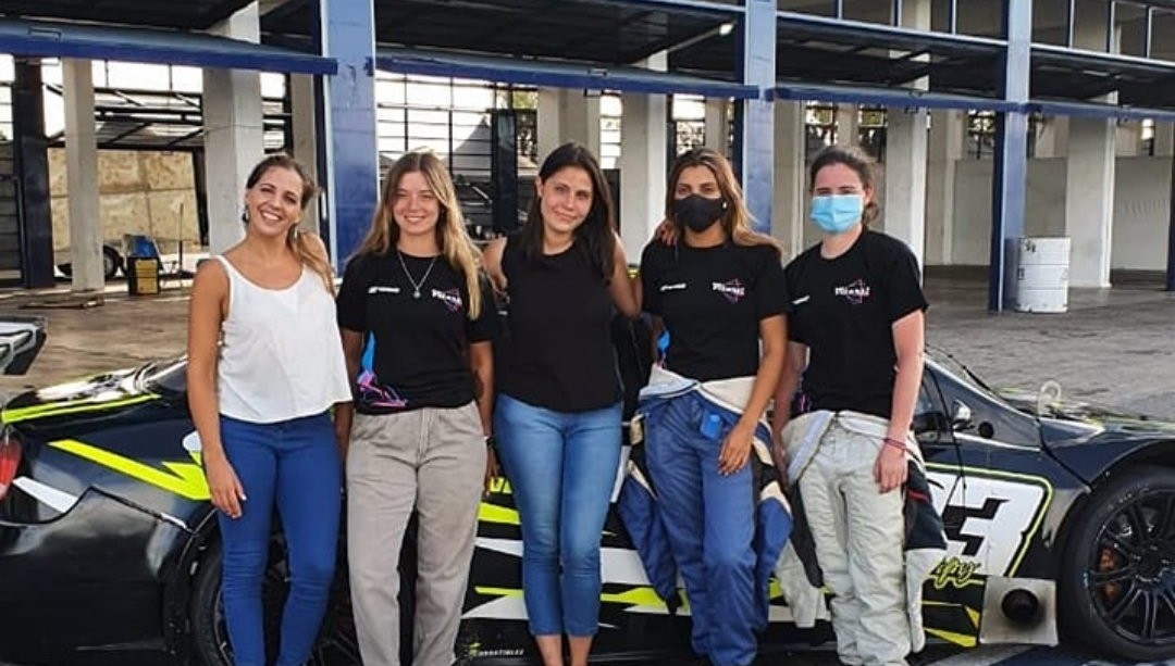 Se conformó el primer equipo de automovilismo femenino del país | Deportes