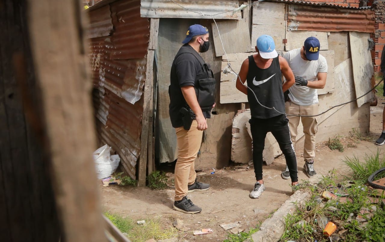 Detuvieron a 7 narcotraficantes de la banda de la "Gorda Sole" en Rosario | Rosario y la región