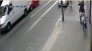 Una mujer murió de un paro cardíaco tras ser asaltada por motochorro | Información General