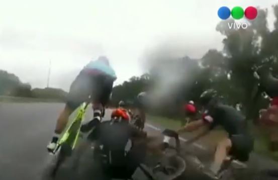 Un choque de ciclistas provocó un accidente en la Panamericana | Información General