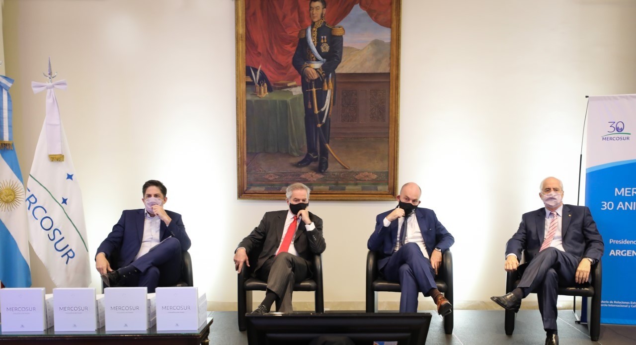 Solá: “Fortalecer el Mercosur no es una cuestión épica, sino de supervivencia” | Política