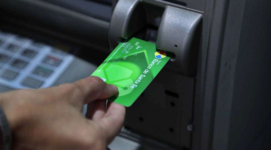 Con los aumentos acordados se inicia el pago a los pasivos provinciales | Servicios