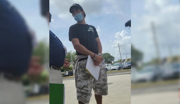 Se filtró una foto de Nacho Viale haciendo fila para vacunarse en Miami | Espectáculos