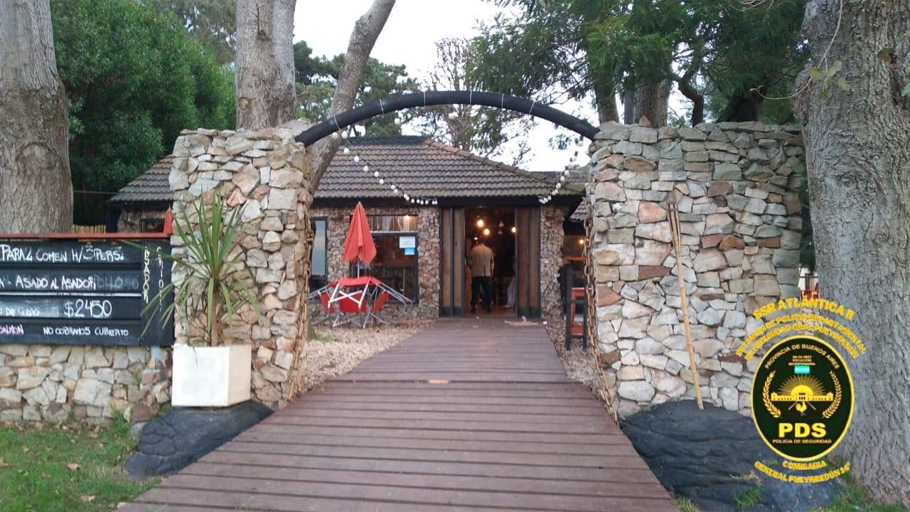 El dueño de un restaurante hirió a un cliente porque se quejó de la mala atención | Información General