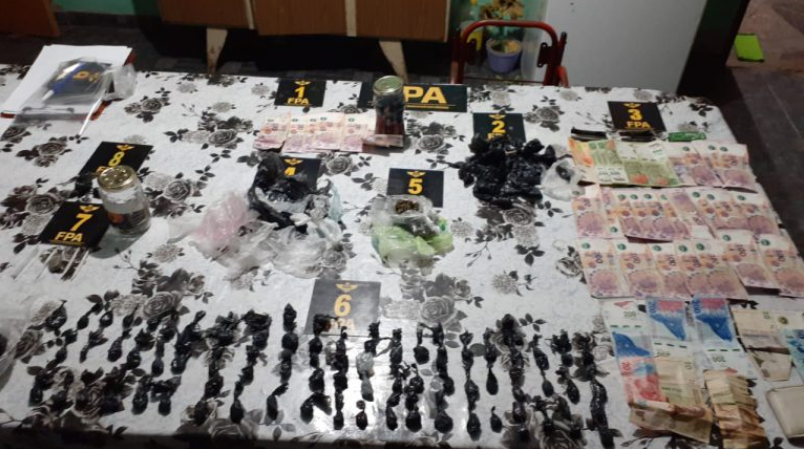 Detienen a un joven que vendía droga a escolares, fieles y deportistas en Córdoba | Información General