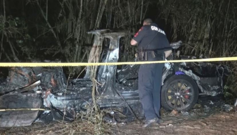 Un accidente de un auto Tesla “sin nadie al volante” dejó dos muertos en EE.UU. | Tecnología