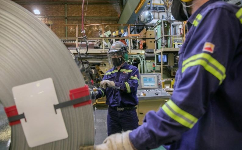 Extienden hasta el 31 de mayo la prohibición de despidos, pero exceptúan a la construcción | Política