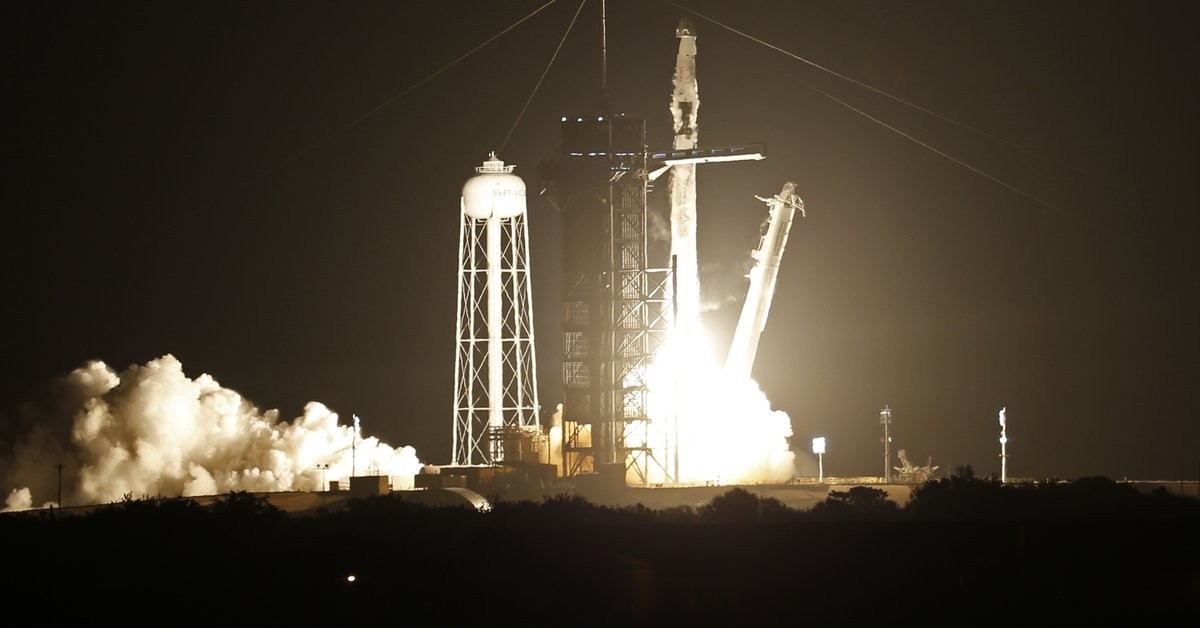 Despegó la tercera misión tripulada de Space X hacia la estación espacial | Tecnología