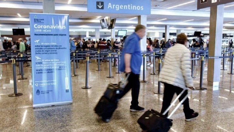 Alerta de Migraciones: Piden posponer los viajes a India por la crisis sanitaria en ese país | Información General