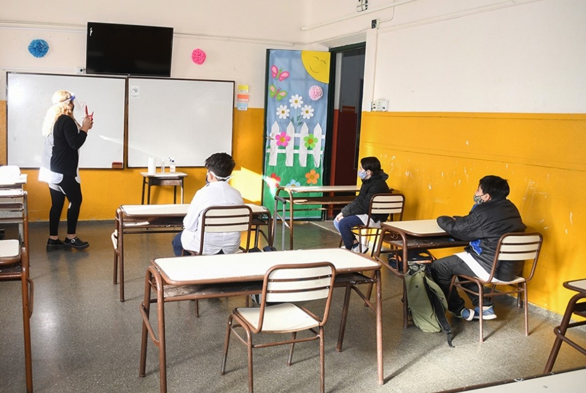 Amsafé pide "restricciones más severas y suspensión de la presencialidad" en las escuelas | Rosario y la región