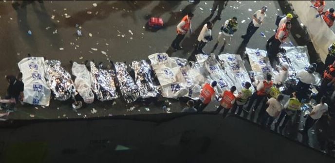 Tragedia en Israel: al menos 44 muertos y decenas de heridos por una estampida en un estadio que se derrumbó | Internacionales