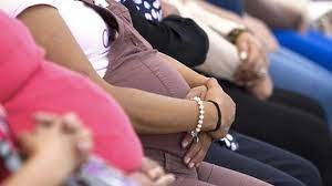 Embarazadas con patologías y personas con VIH se suman a grupos de riesgo para vacunación | Información General