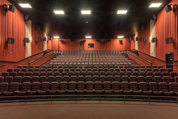 Empresarios del espectáculo acatan medidas por "la grave situación epidemiológica" | Espectáculos