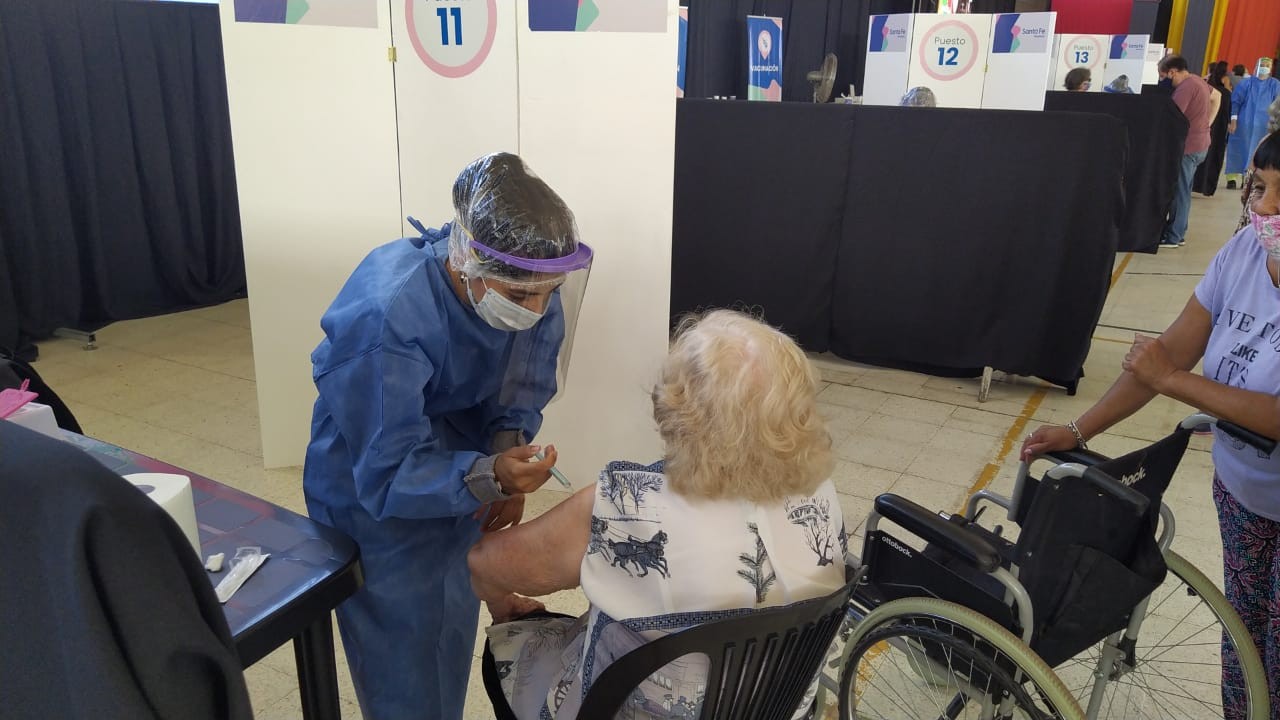 Habrá vacunación durante el fin de semana con primeras dosis de Sputnik V | Rosario y la región