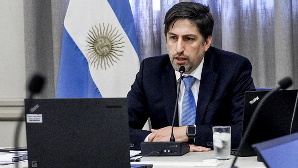 Trotta: "Es una enorme irresponsabilidad si retoman la presencialidad en la Ciudad" | Política