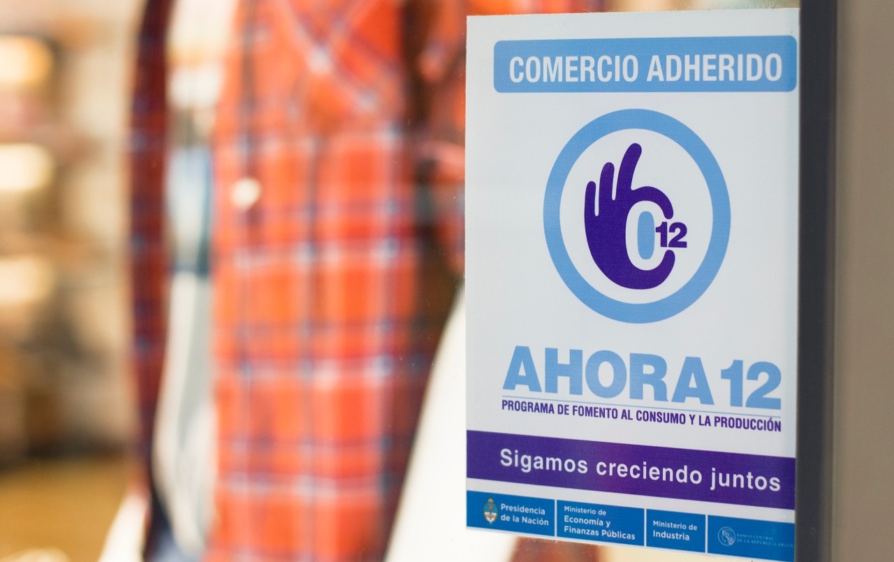 Consumo en baja: en abril las ventas con Ahora 12 cayeron 25% | Economía y negocios