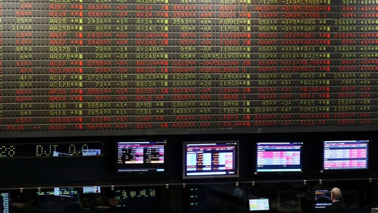 Las acciones y los bonos argentinos subieron | Economía y negocios