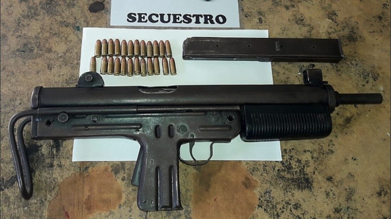 Caminaba con una ametralladora cargada | Rosario y la región