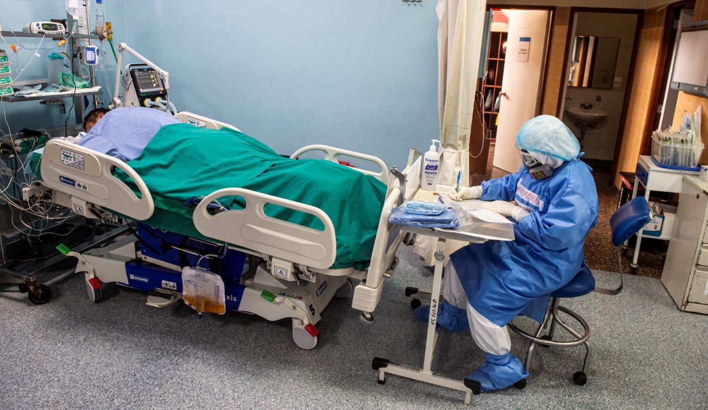 Perú ajustó a casi el triple su cifra de muertos por coronavirus: en total suman más de 180.000 | Internacionales